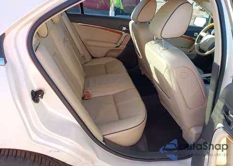 2010 Lincoln Mkz z USA, uszkodzony, nr VIN 3LNHL2GCXAR611074